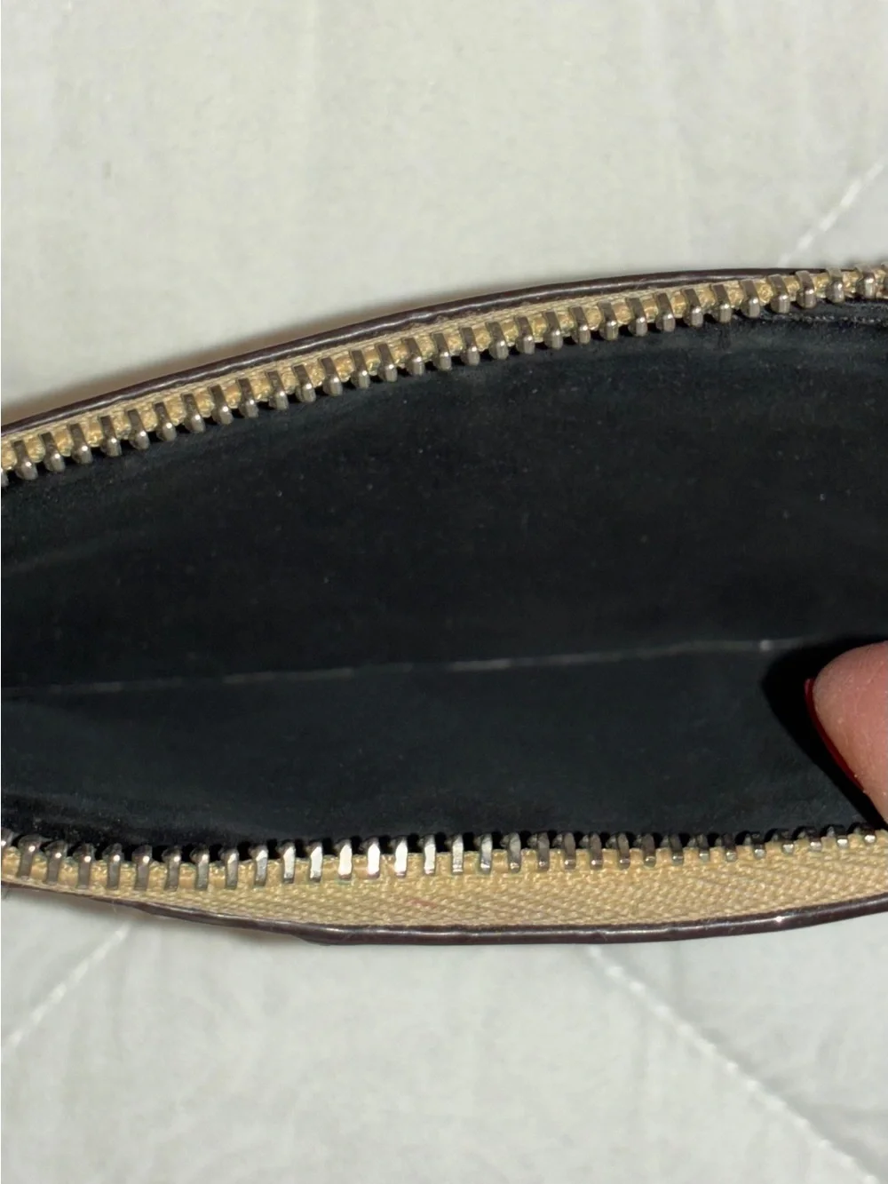 Henri Bendel New York West 57th Zip Card‎ Case Wallet Tan